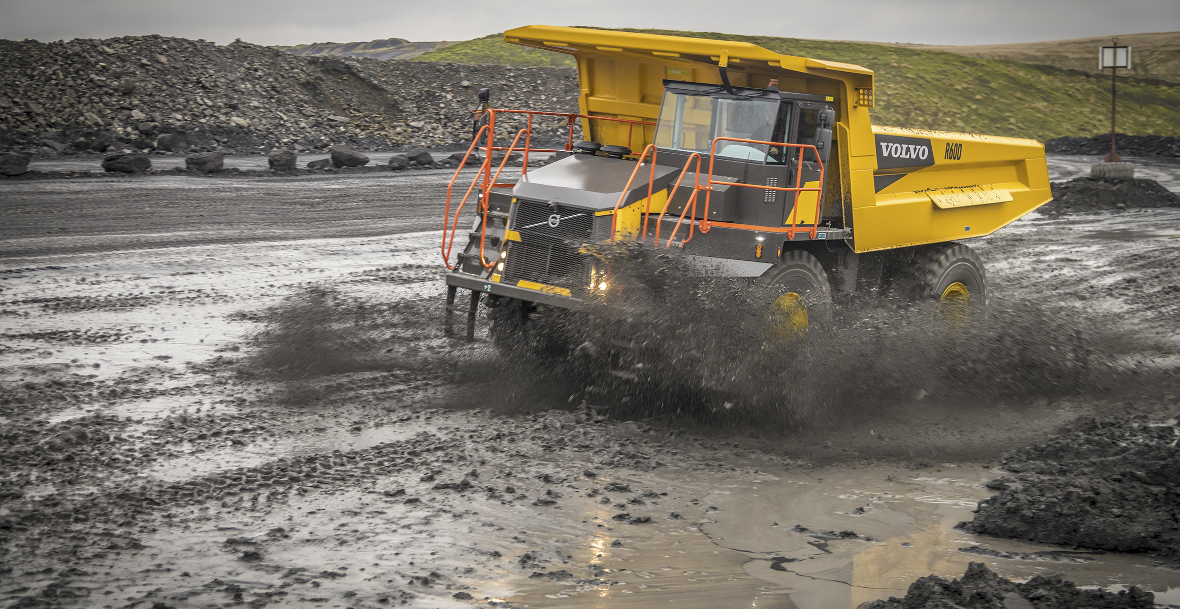 Volvo CE debuts new range of rigid haulers Volvo CE debuts new range of rigid haulers
