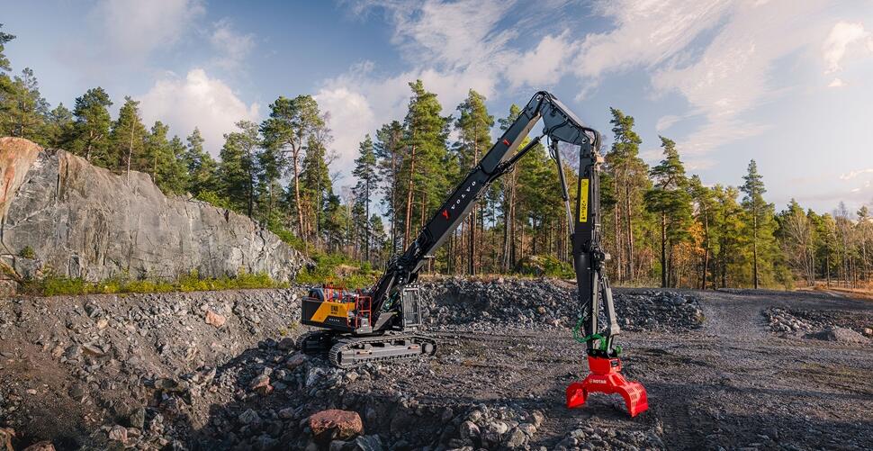 Volvo EC400 High Reach
