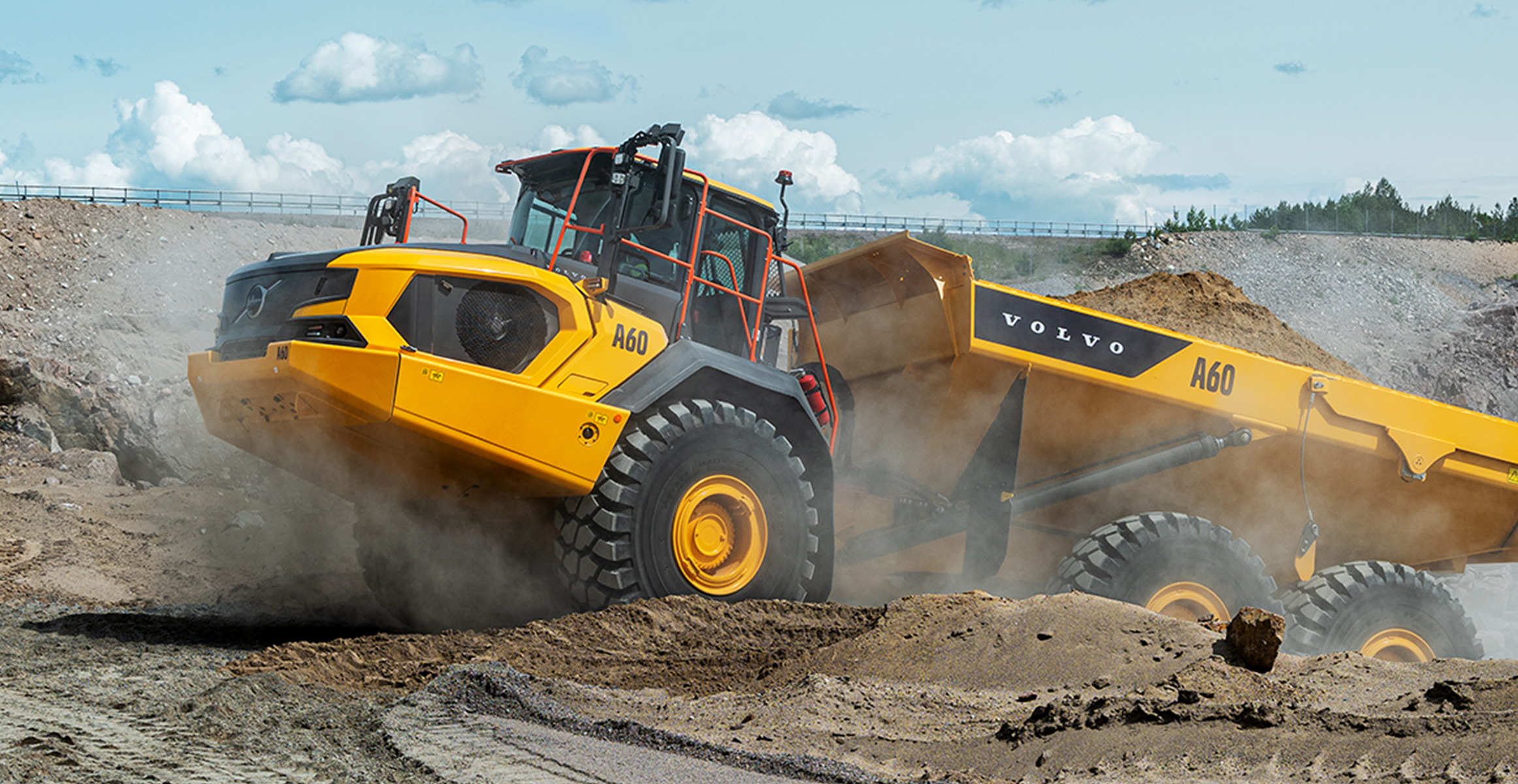Volvos ramstyrda A60-dumper på 55 ton i ett stenbrott.