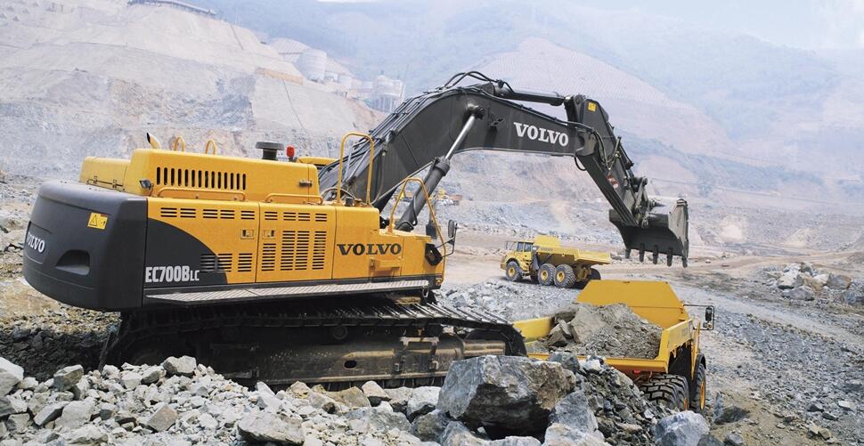 Volvo CE EC700BLC and A40E