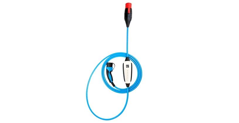 Charging cable for construction equipment