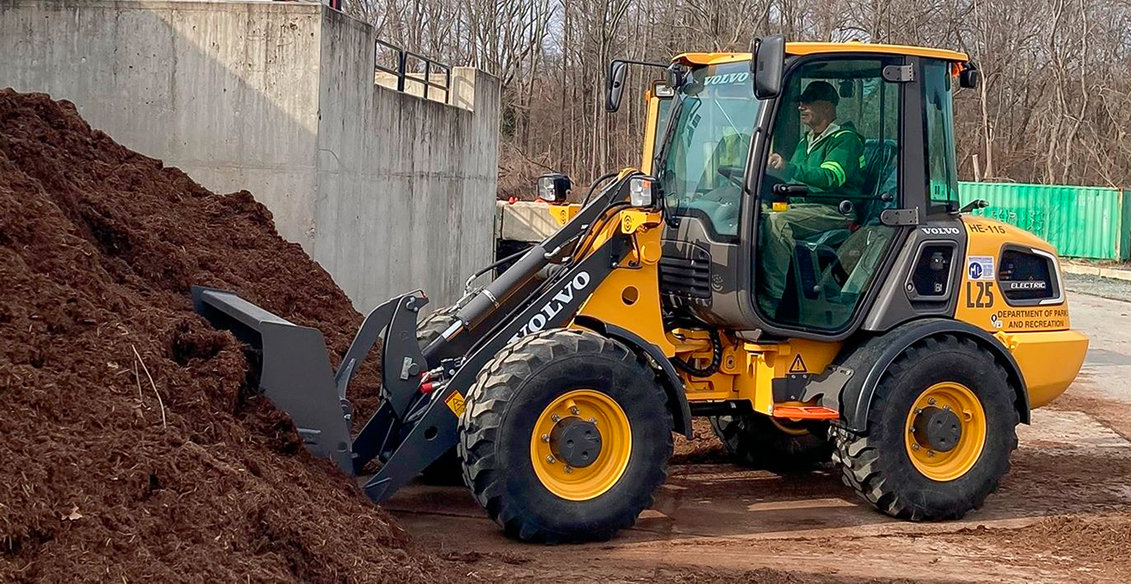 Electric wheel loader working at a national park