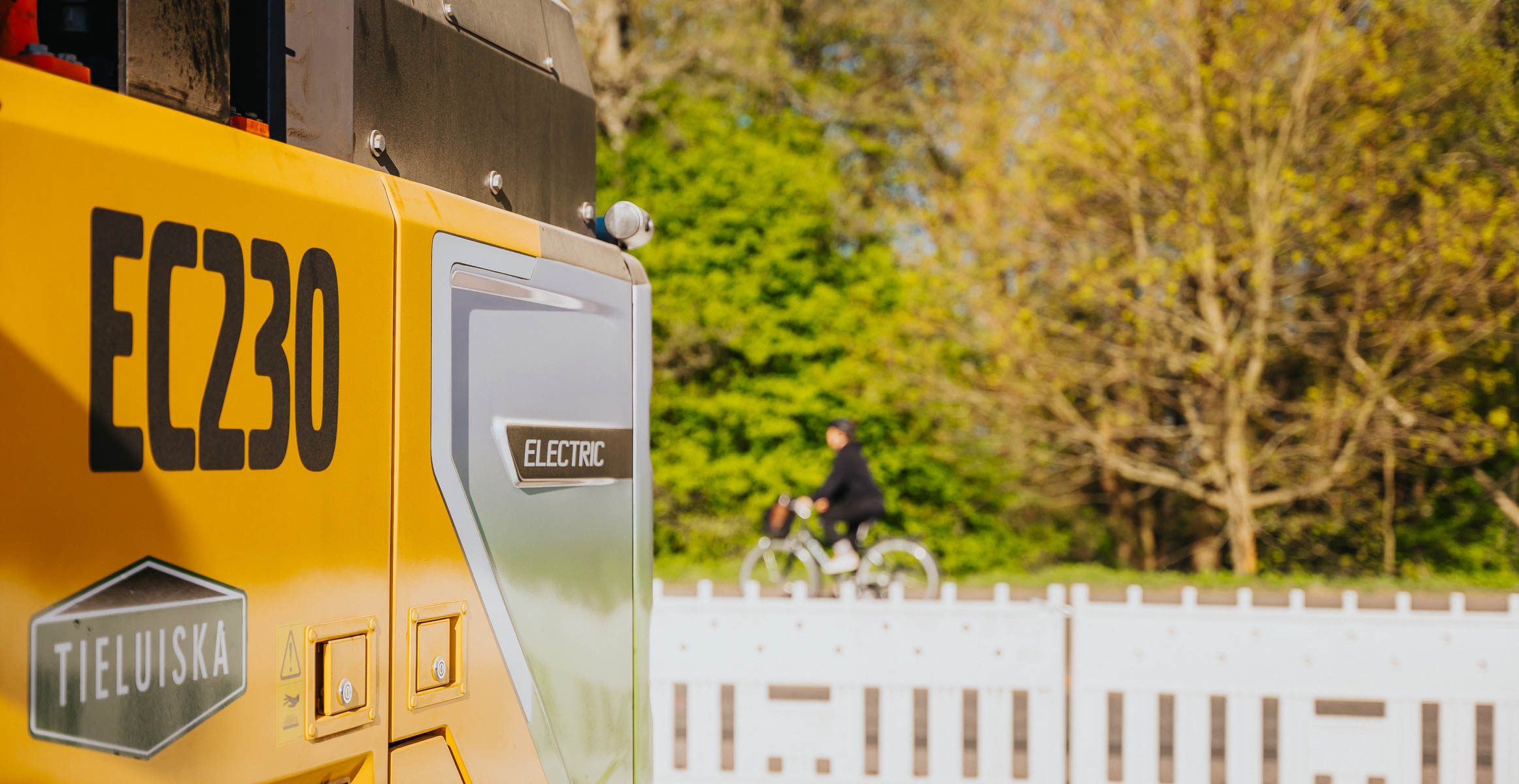 Building bicycle road with Electric excavator