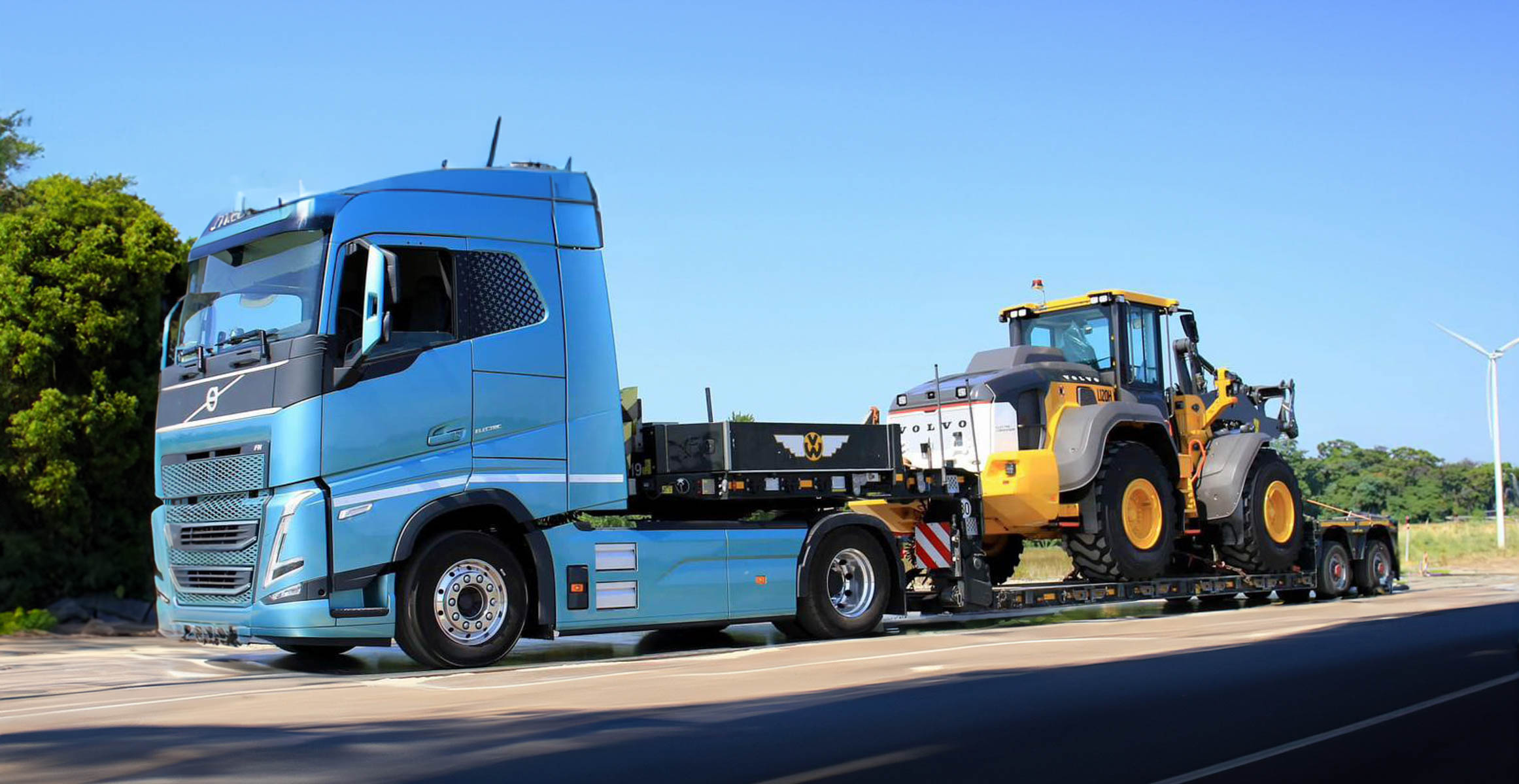 Electric mid-size wheel loader delivered to Netherlands