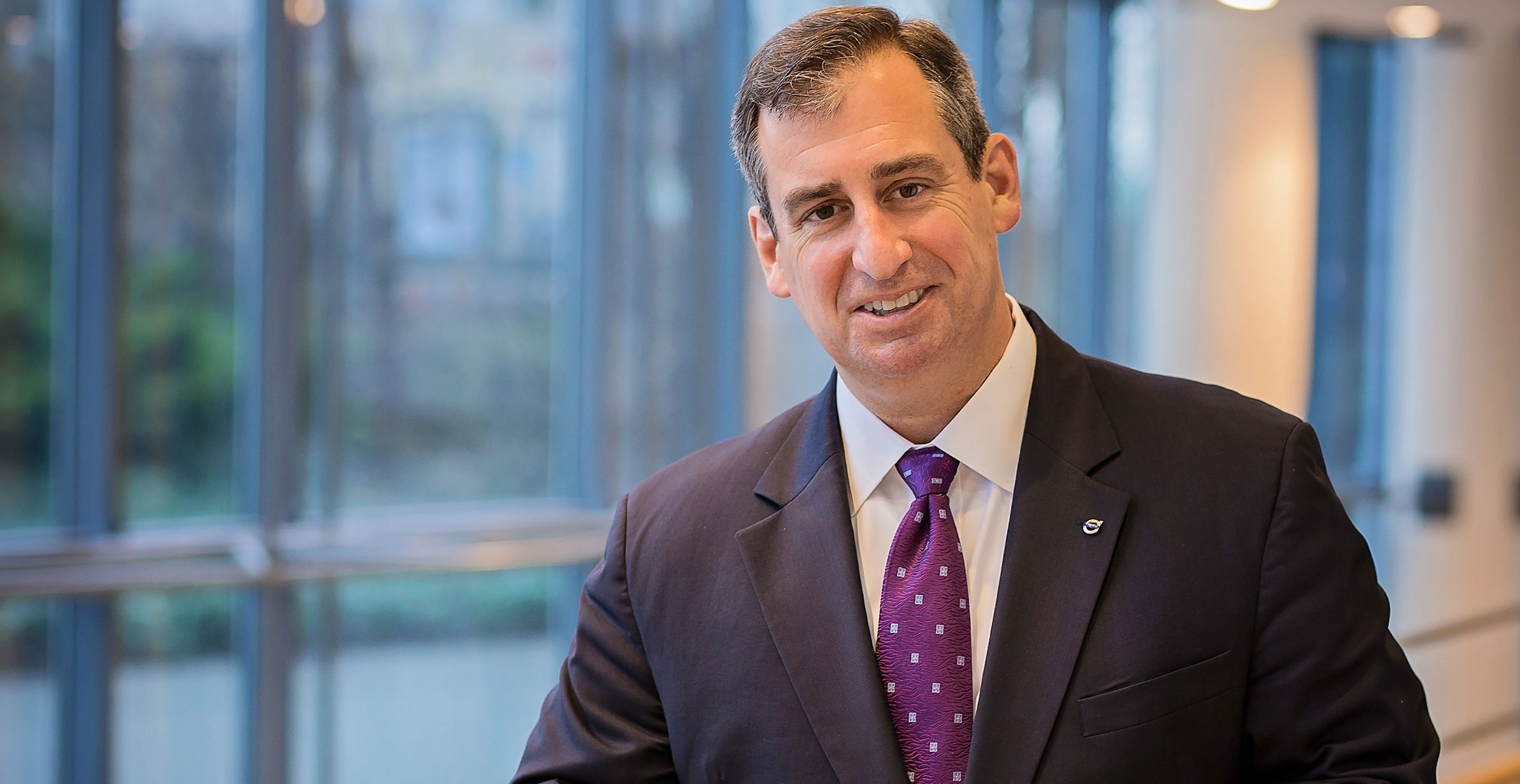 Martin Weissburg: professional biography in brief