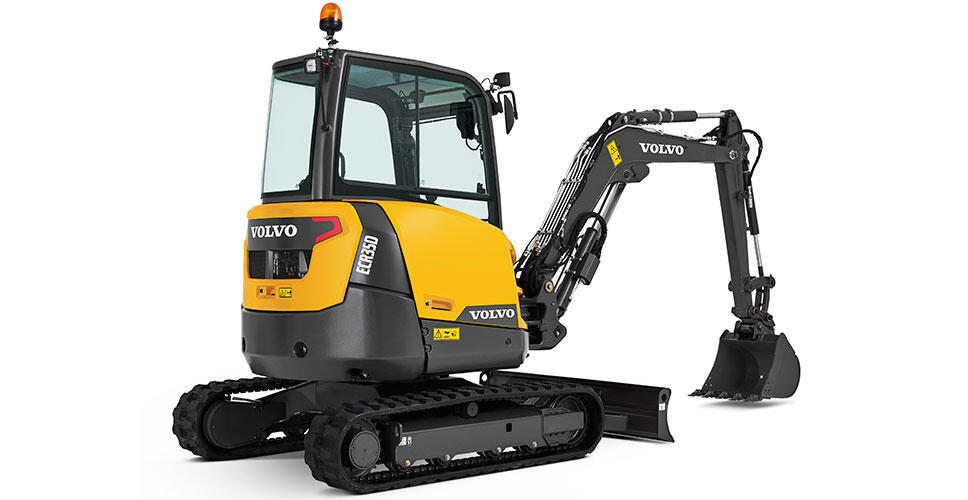 Volvo adds punch and precision to 3 & 4 tonne compact excavators