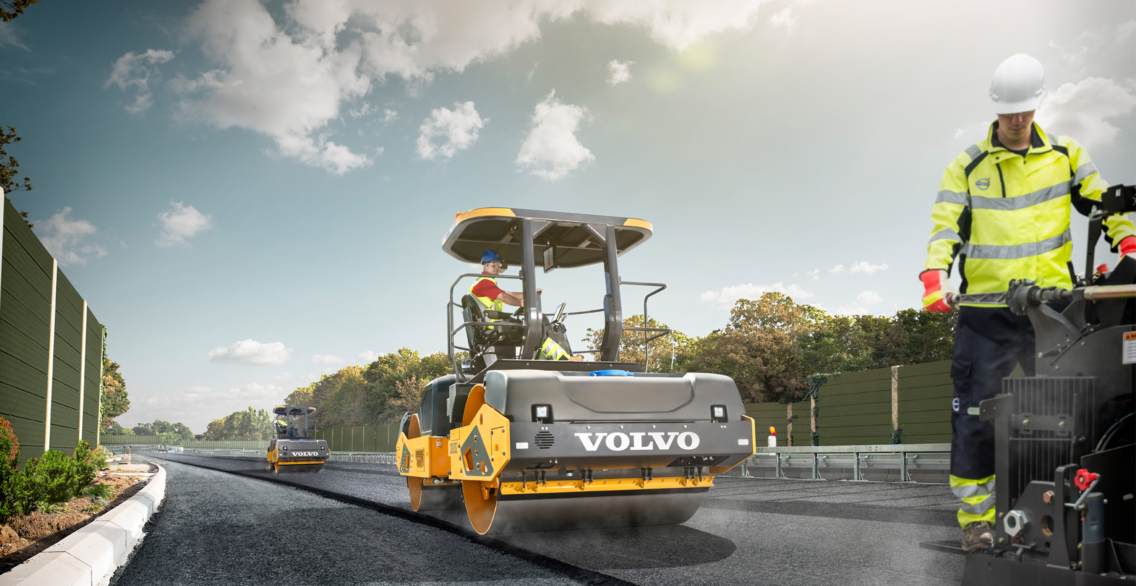 Conexpo-2017-Volvo-debuts-new-double-drum-asphalt-compactors-01-2324x1200
