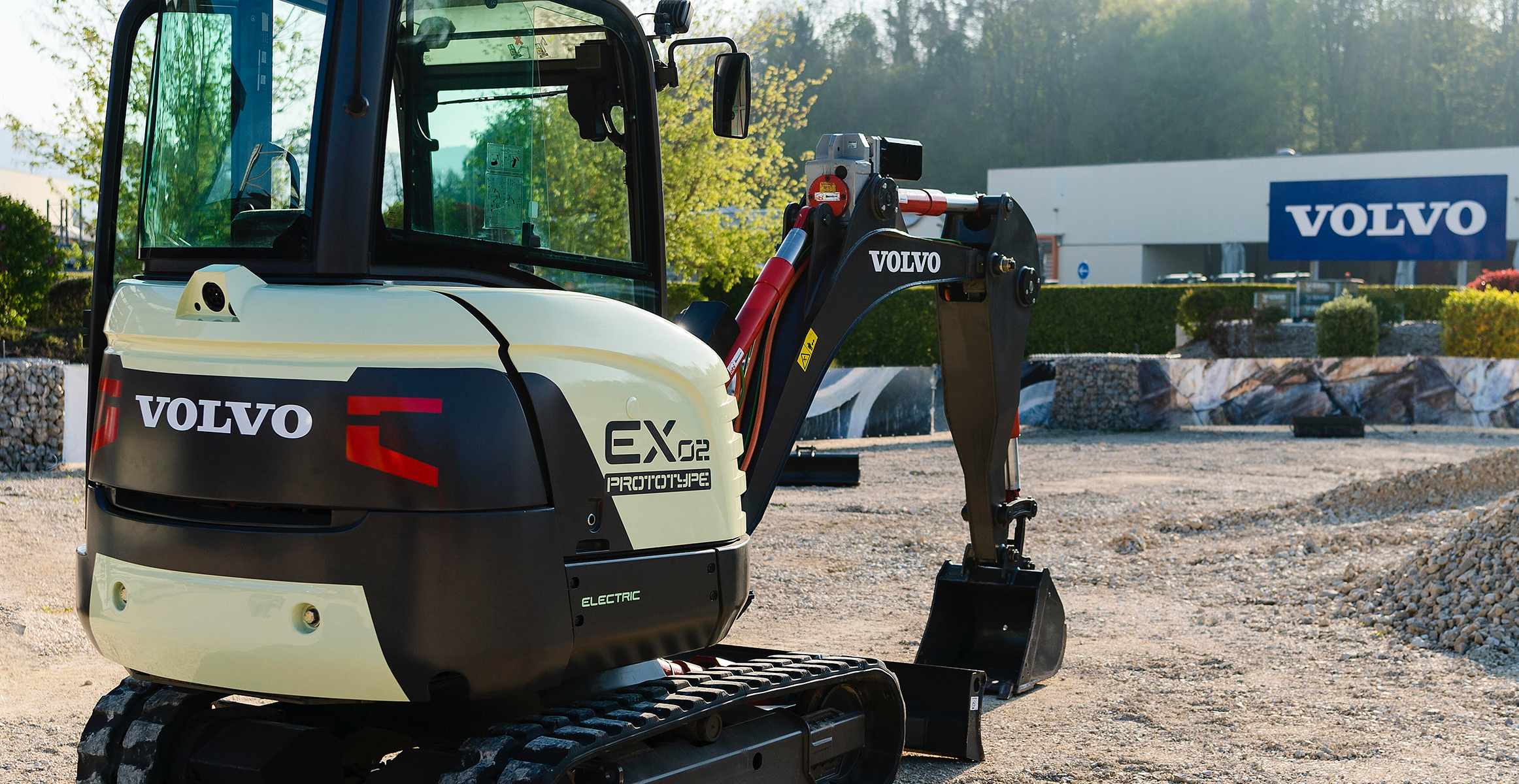 Volvo CE unveils 100 percent electric compact excavator Volvo CE unveils 100 percent electric compact excavator