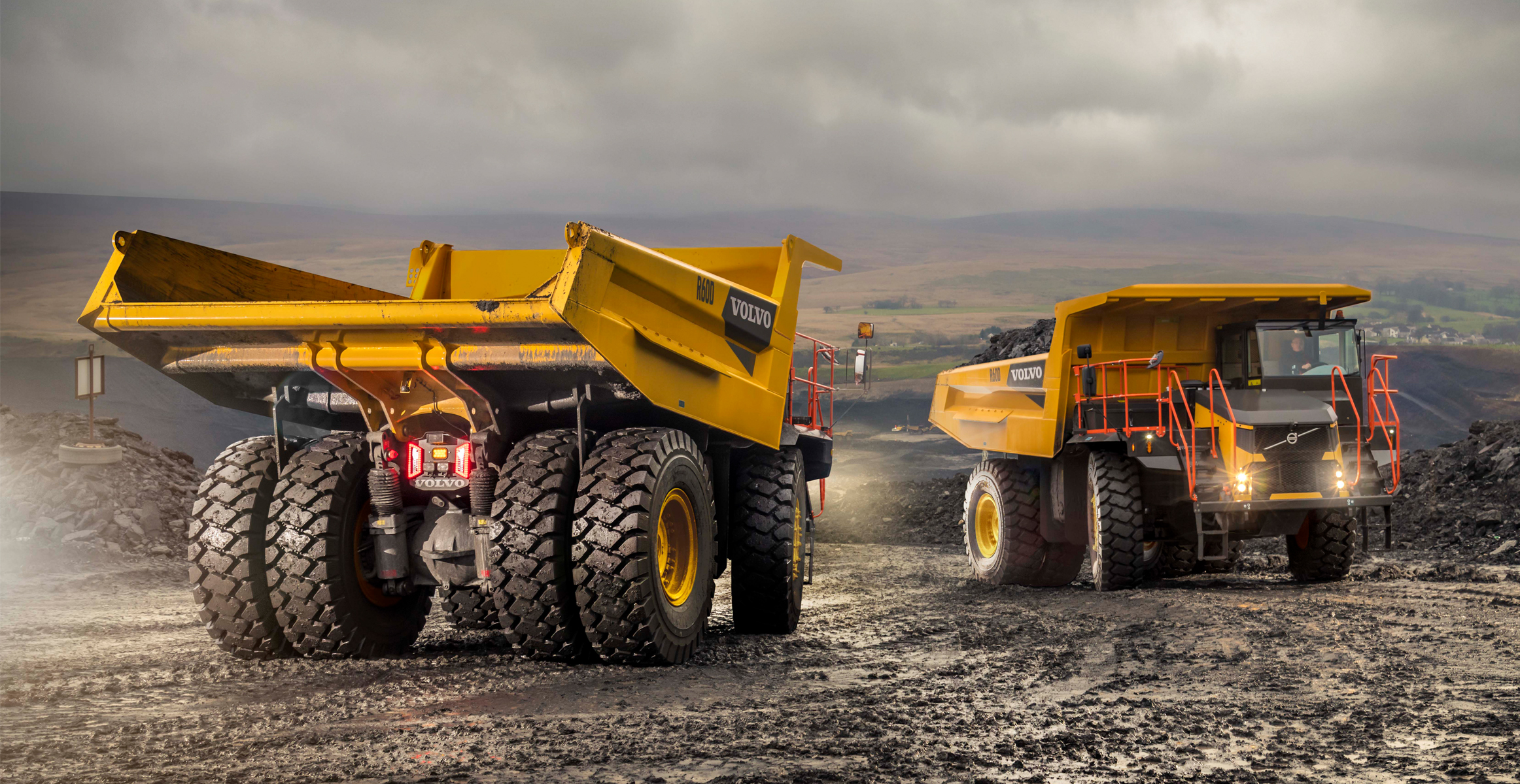 volvo-launches-own-range-of-rigid-haulers-02-2324x1200