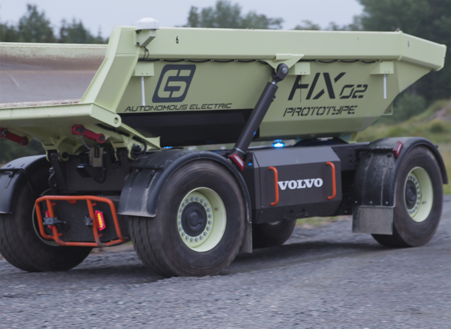 PressRelease2019_July12_Innovation_and_sustainability_key_when_VolvoCE_invests_for_the_future_in_Eskilstuna_03