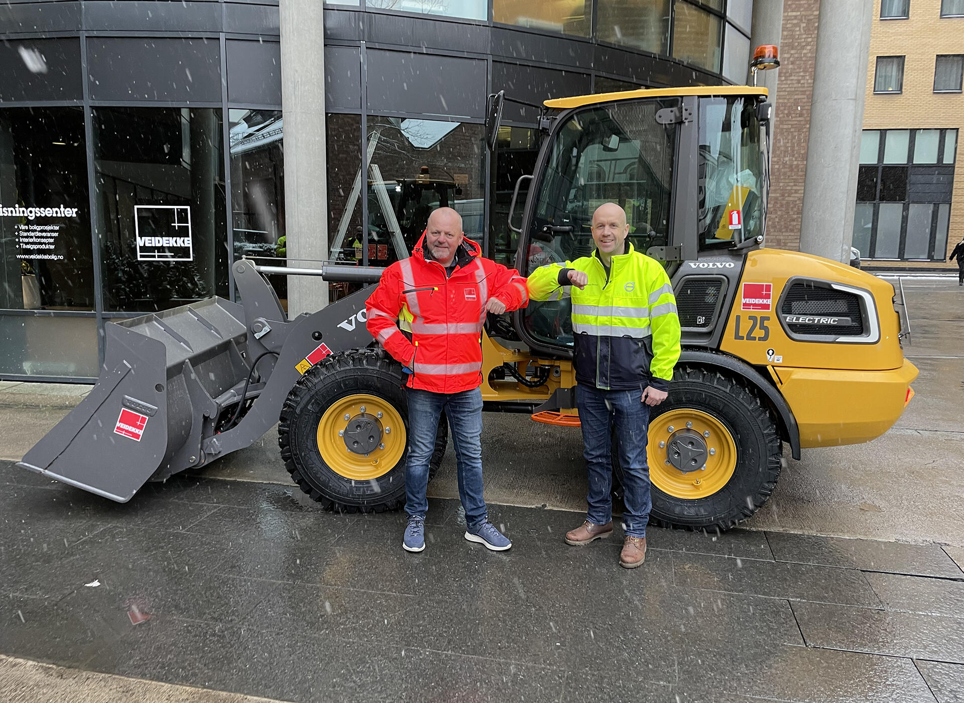 Are Ellefsrud, Veidekke and Kenneth Hansen, Volvo Maskin Norway_02