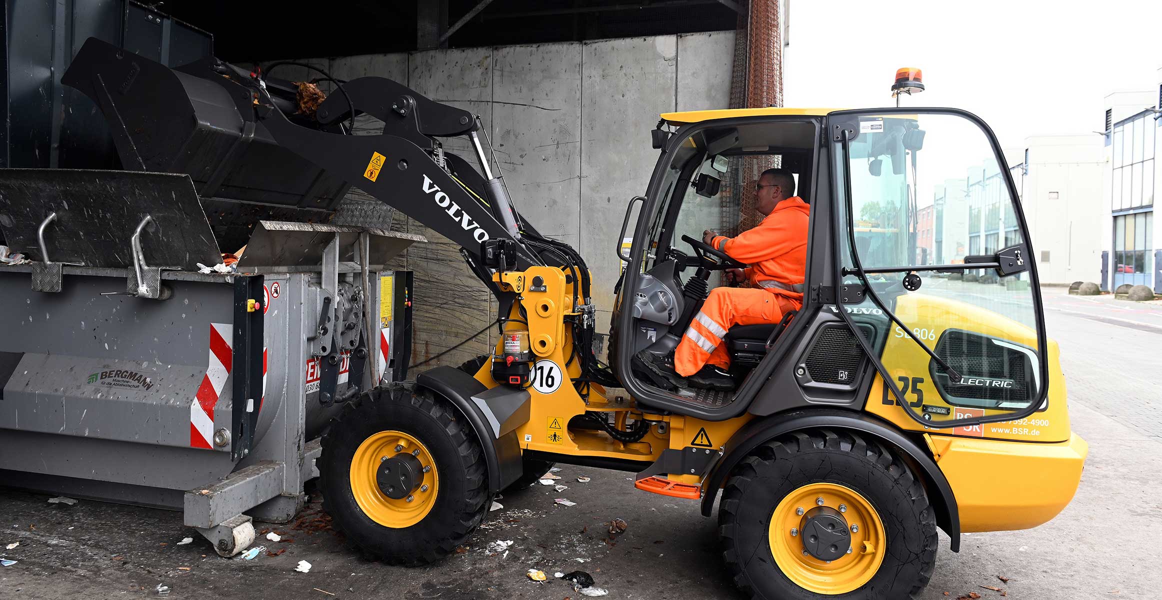 Berlin embraces electromobility with nine electric machines from Volvo CE - 03_2324x1200