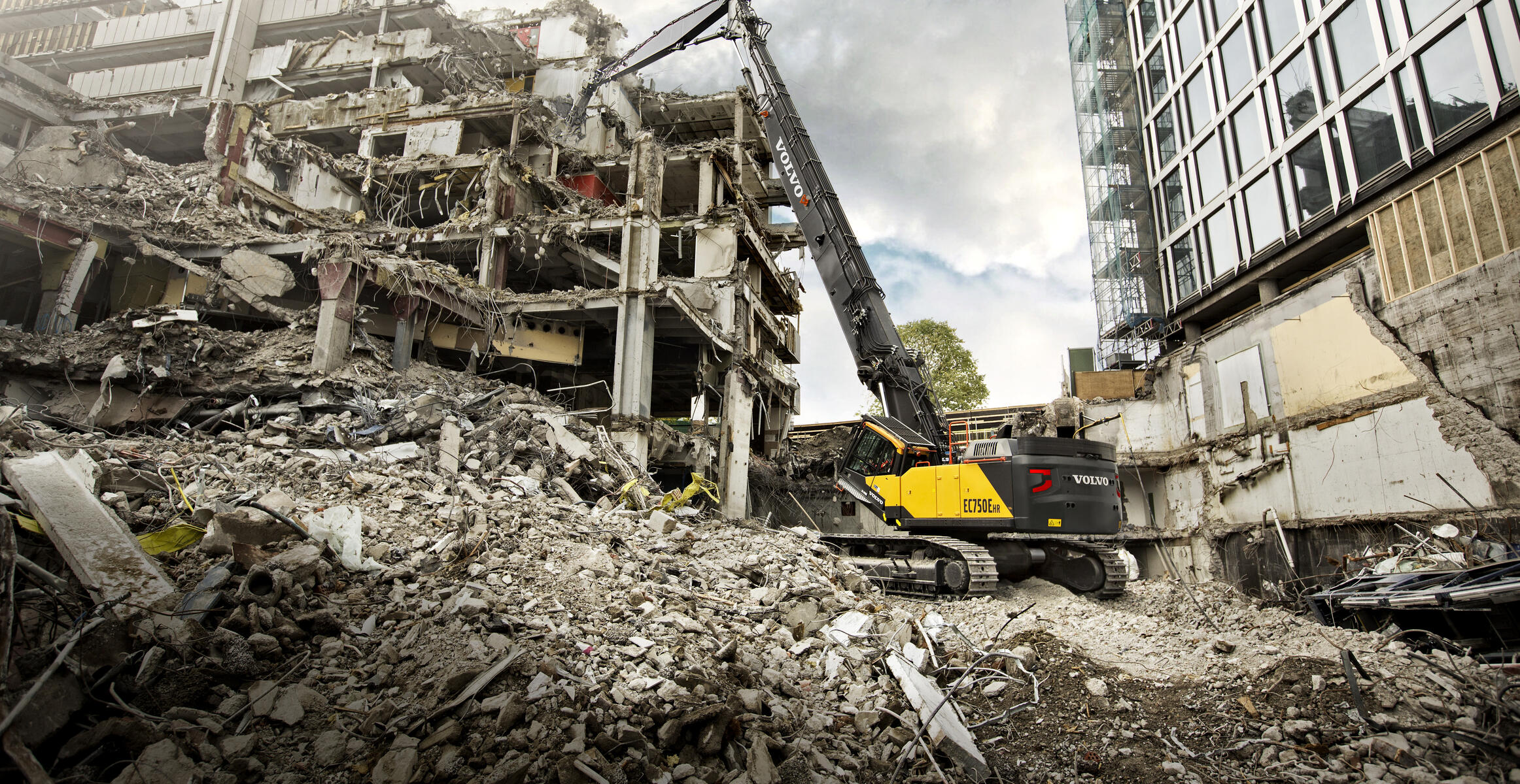 EC750EHR High Reach Crawler Excavator