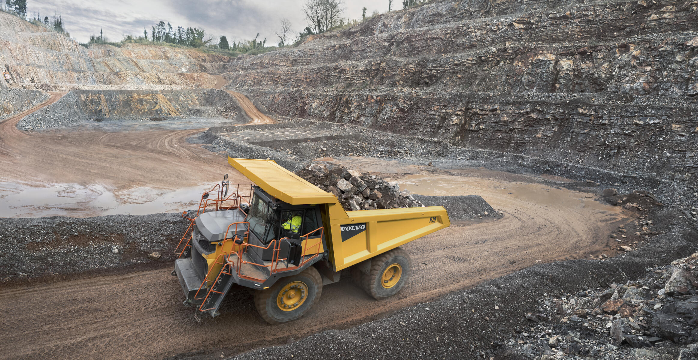 volvo rigid haulers r70 stage v