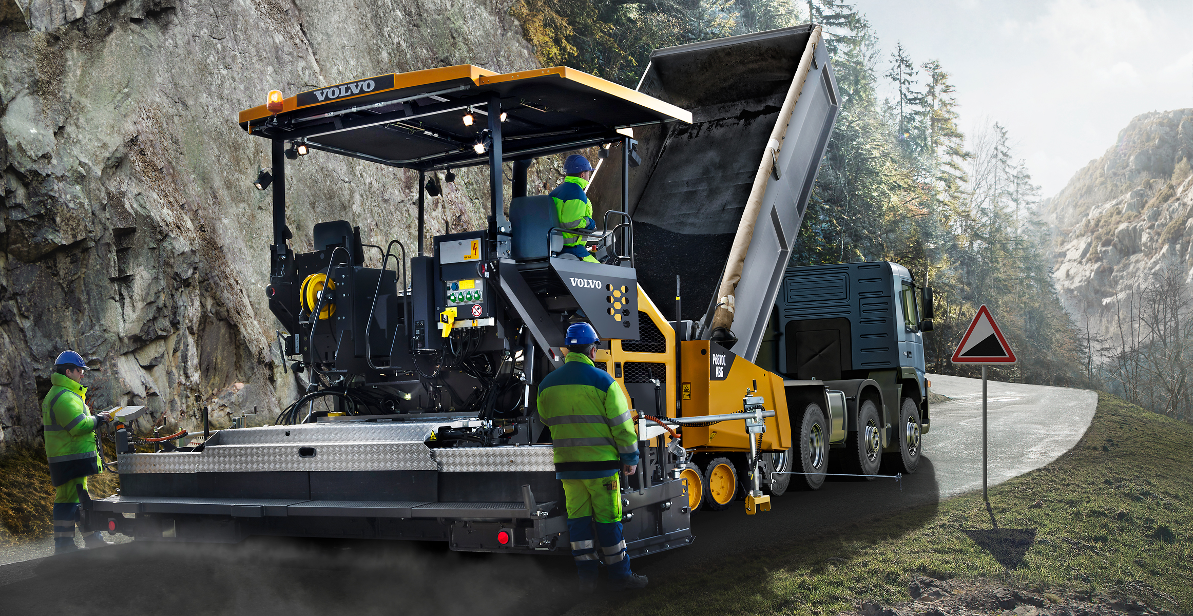volvo asphalt paver p6870c t3