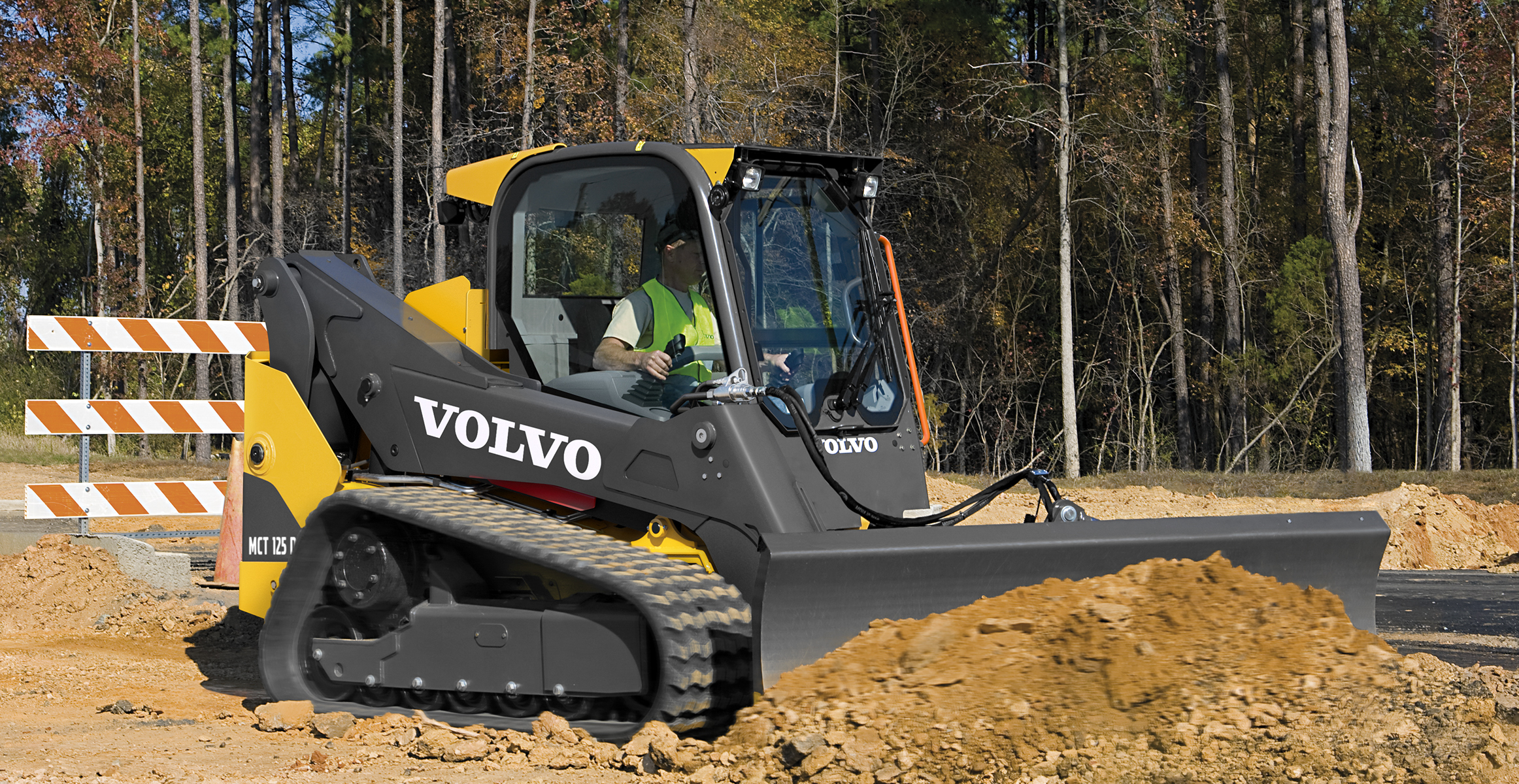 Volvo Skid Steer >> Mct125d Compact Track Loaders Overview Volvo Construction Volvo Skid Steer >> Mct125d Compact Track Loaders Overview Volvo Construction