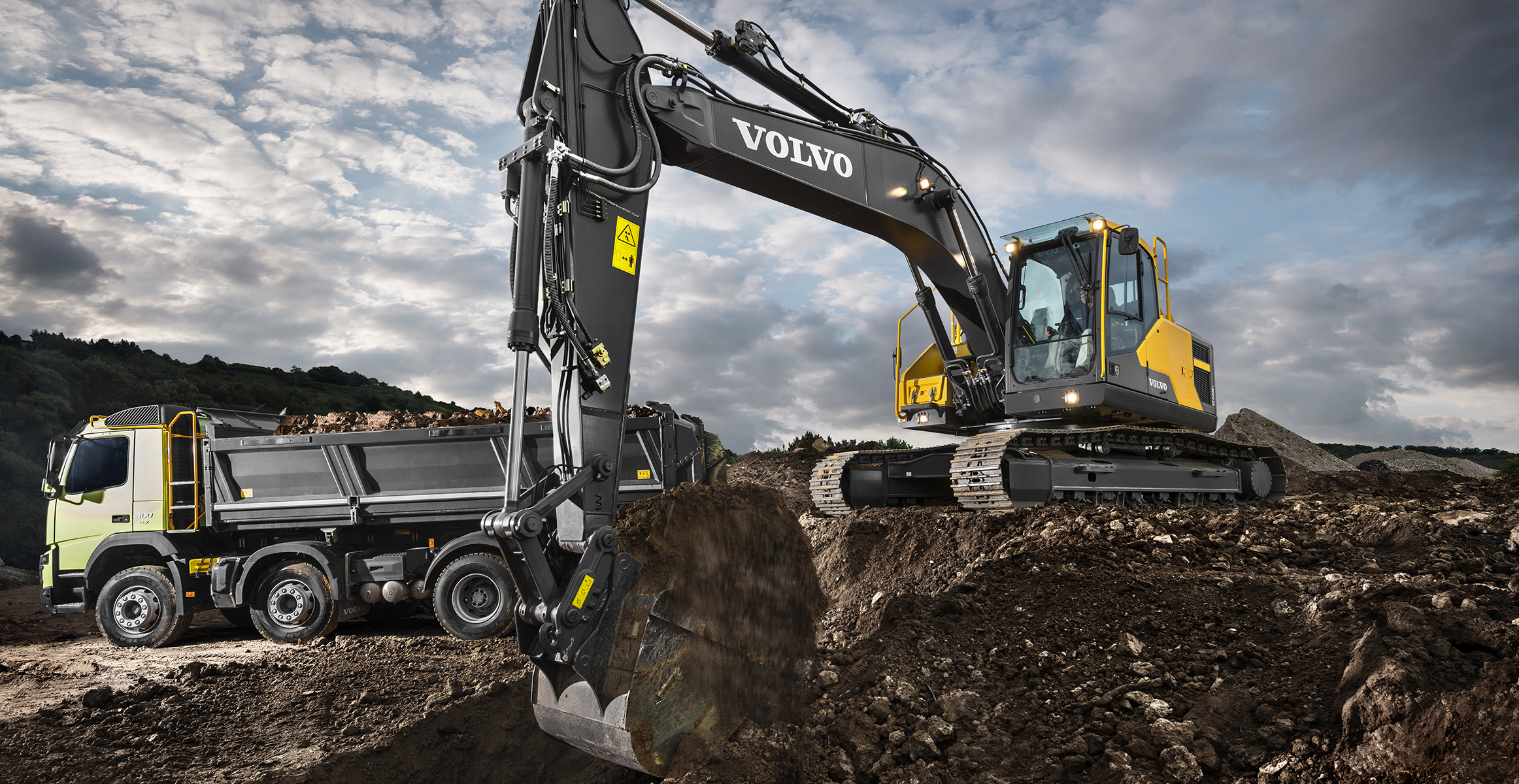 EC220E | Excavators | Overview | Volvo Construction Equipment