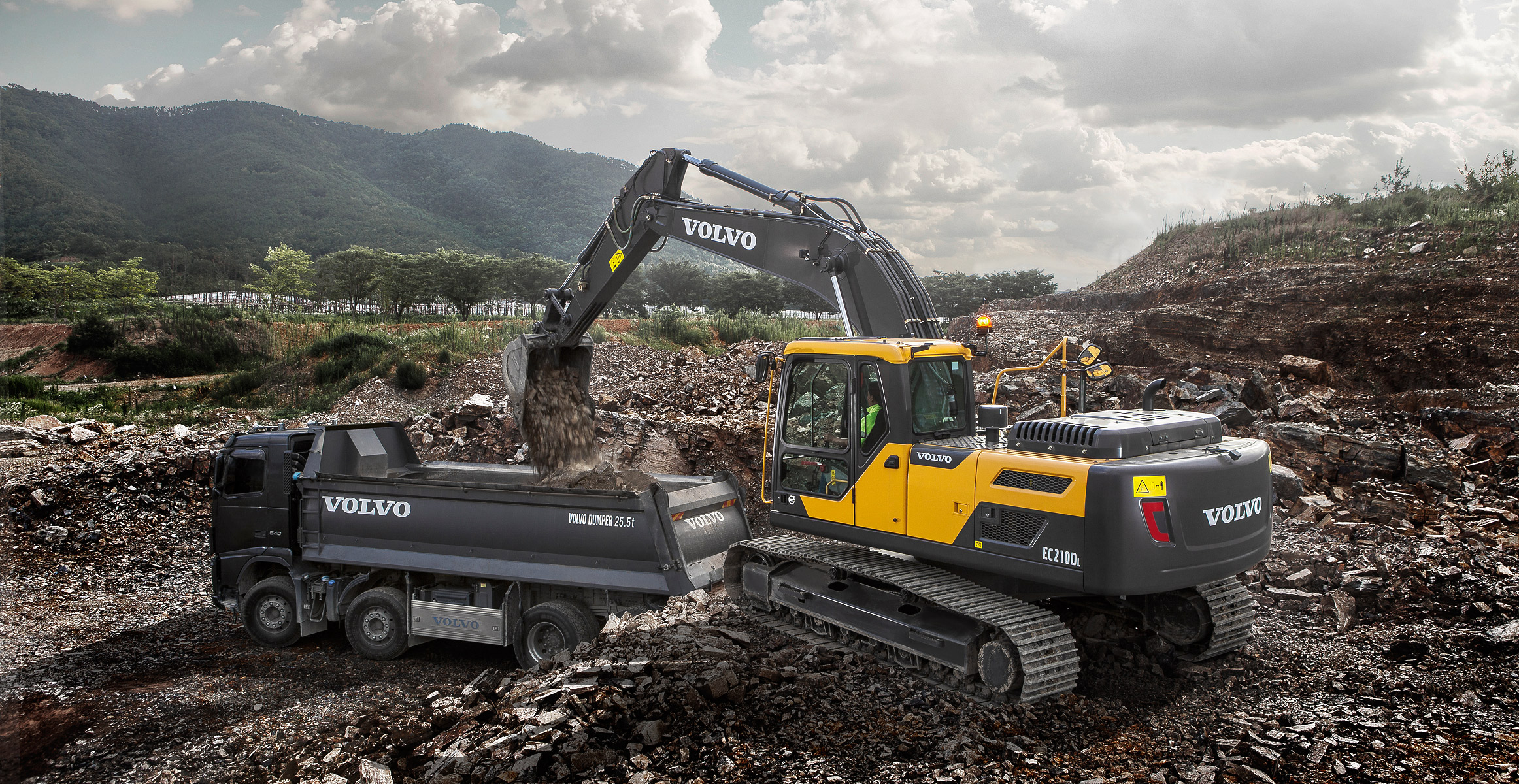 Ec210d Crawler Excavators Overview Volvo