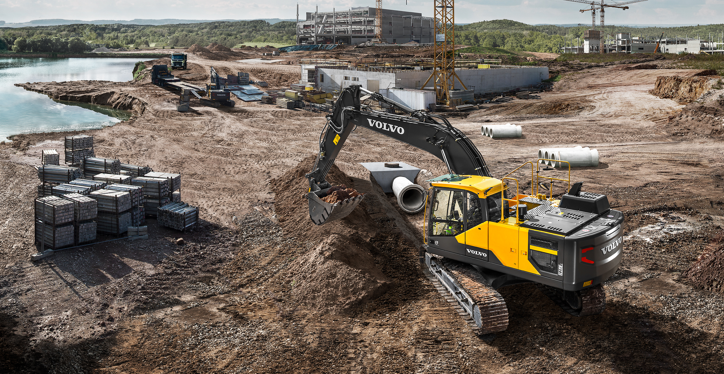 EC220E | Excavators | Overview | Volvo Construction Equipment