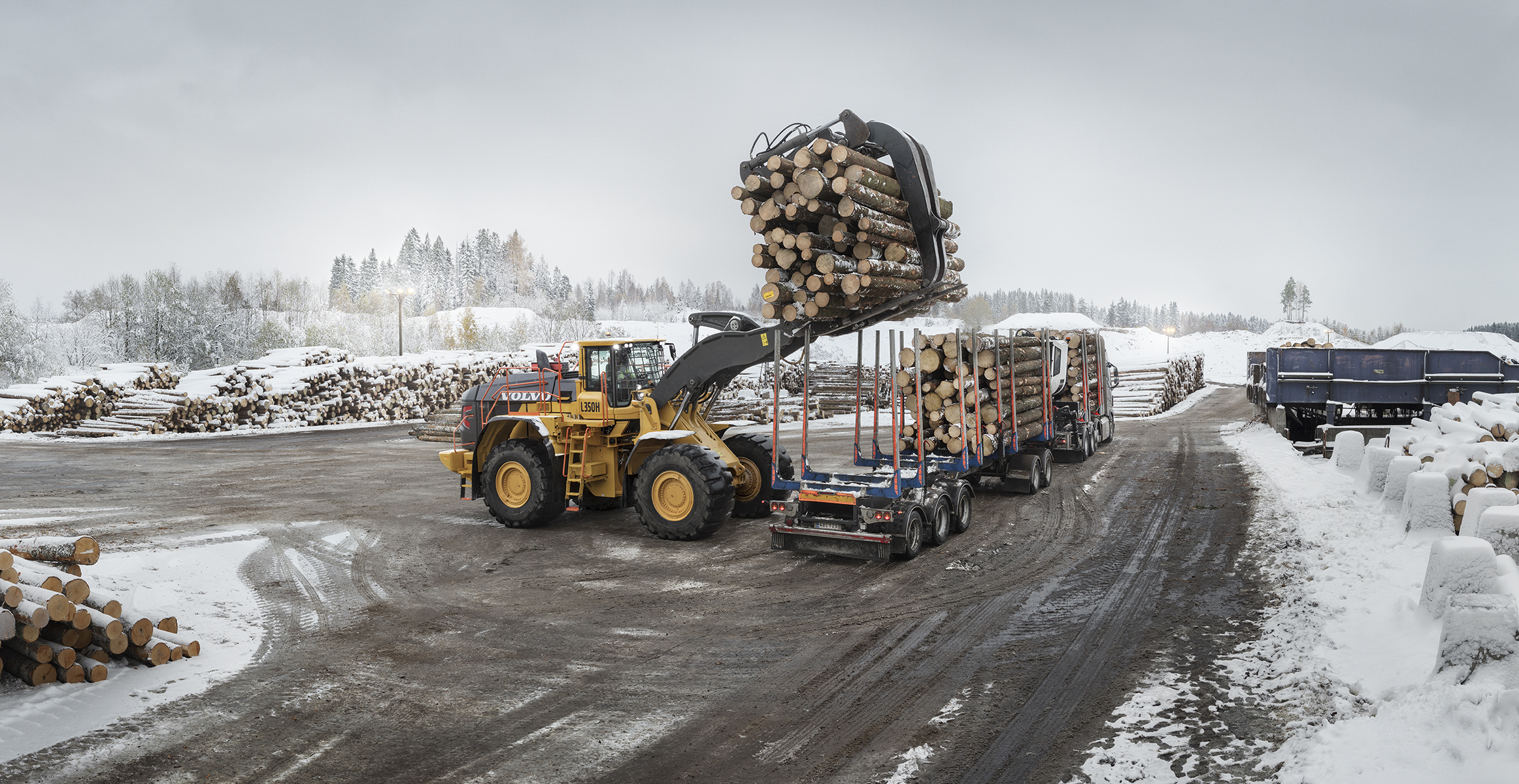 pale grandi le ammiraglie Volvo-benefits-wheel-loader-l350h-t3-t4f-built-for-the-job-2324x1200