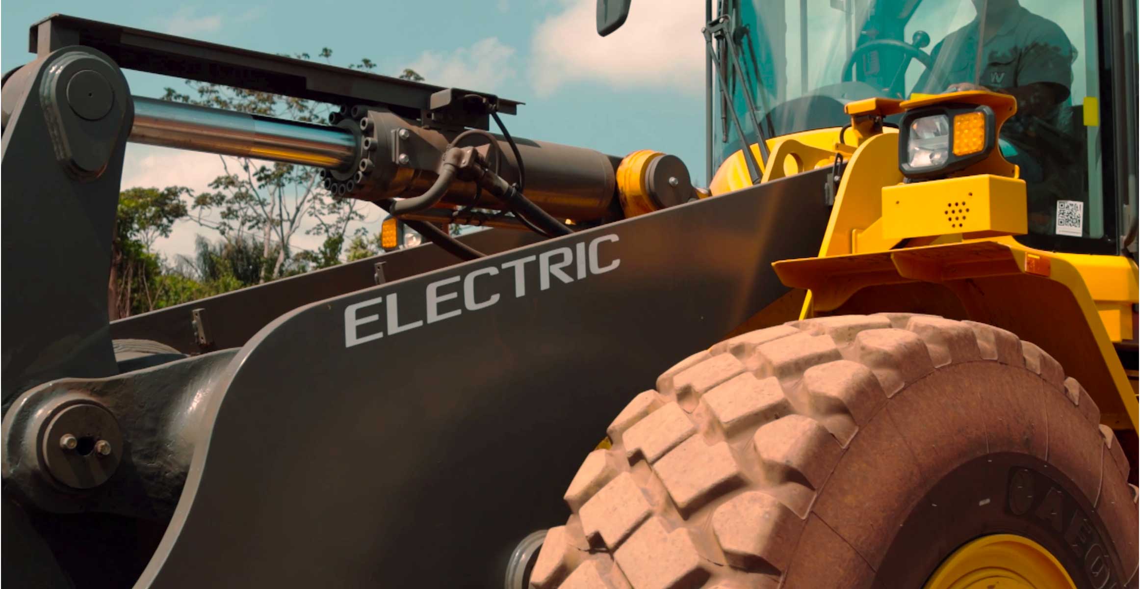 Viena-Siderurgica-investe-em-carregadeira-Volvo-L120-Electric-04