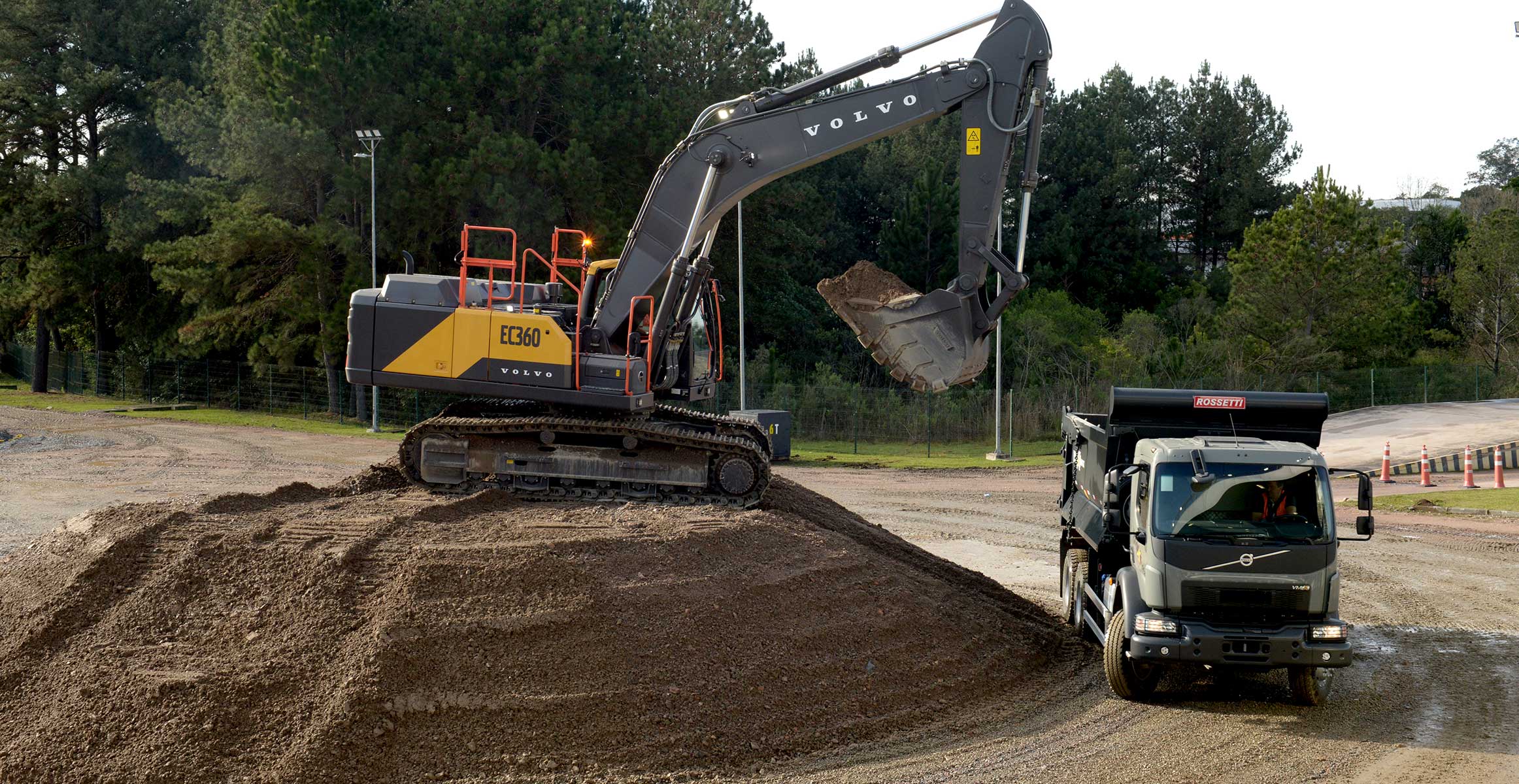volvo-ce-renova-compromisso-de-experiencias-premium-para-clientes-da-america-latina-03