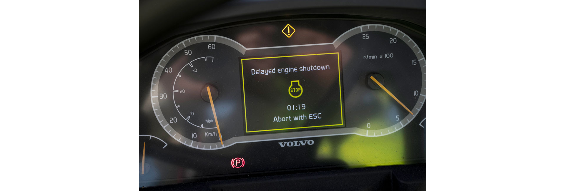 Volvo front end loader delayed auto shutdown timer