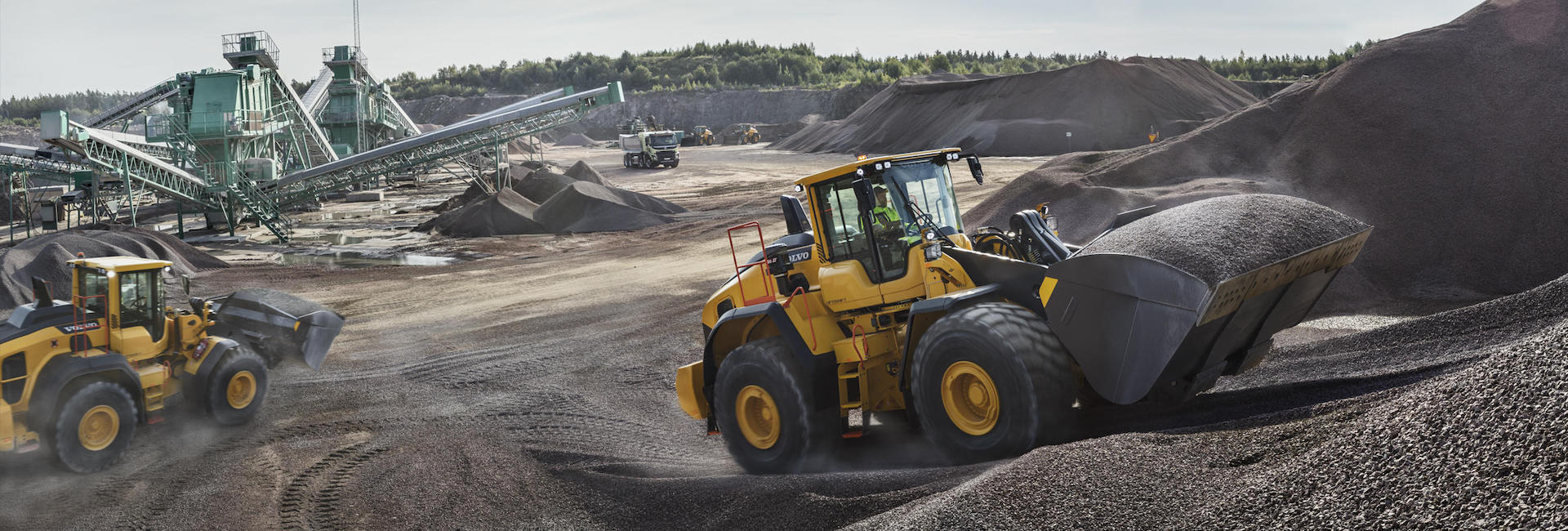 How to load trucks with a frontend loader