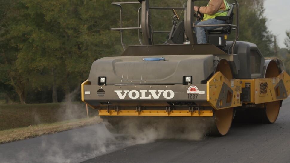 Car Compaction Basic Asphalt Compaction Steps for Long-Life Pavements | Volvo CE - The ...