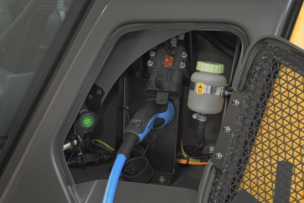 L25 Electric Fast Charging