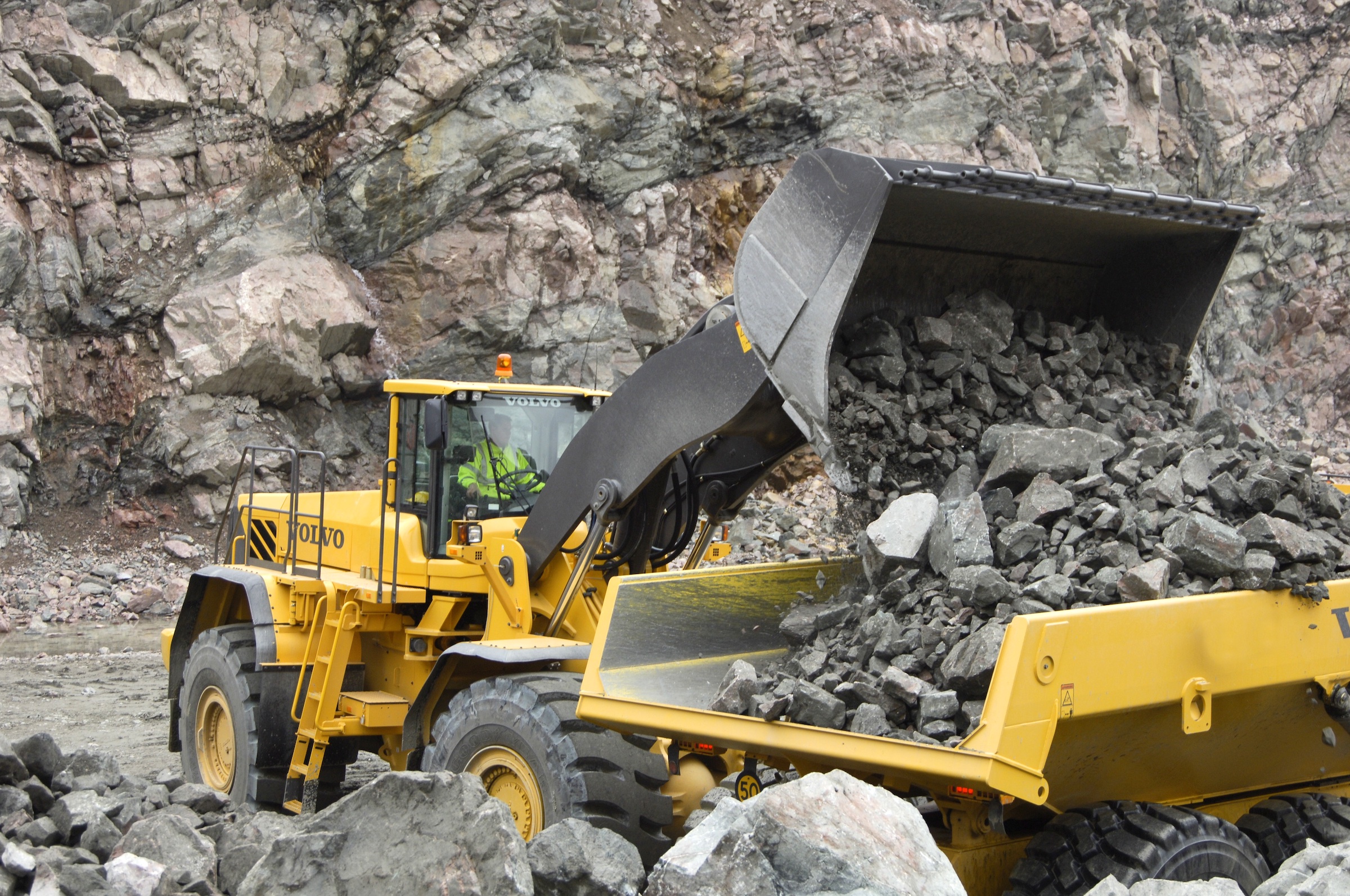 Volvo Wheel Loader and Articulated Hauler