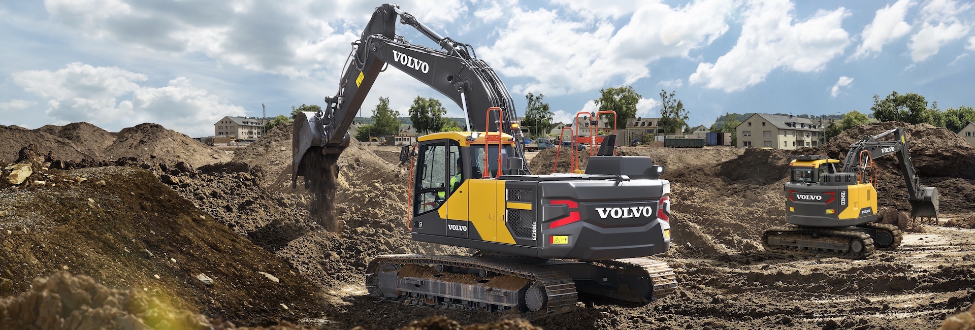 Volvo EC200E 20-ton Excavator