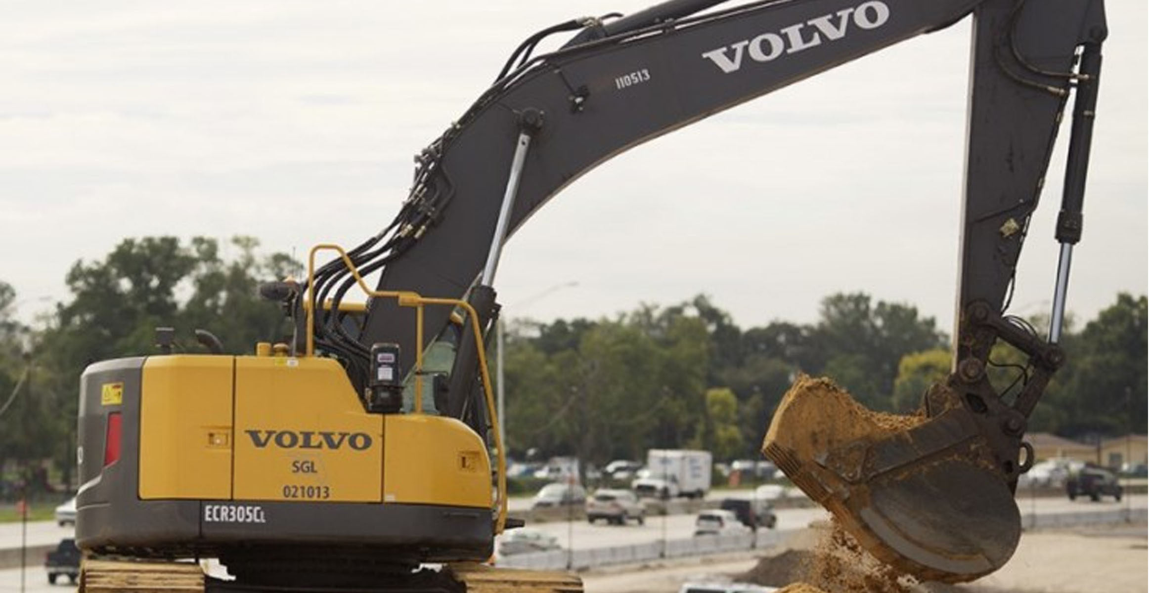 Safety central to Volvo excavators on I-4 project in Orlando 