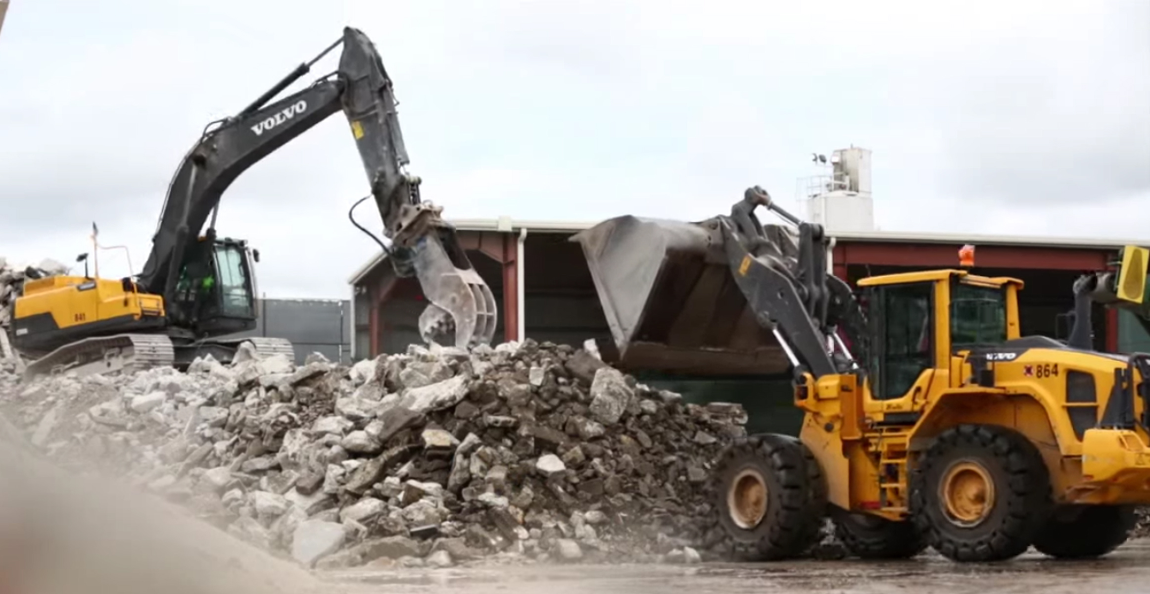 Care track volvo