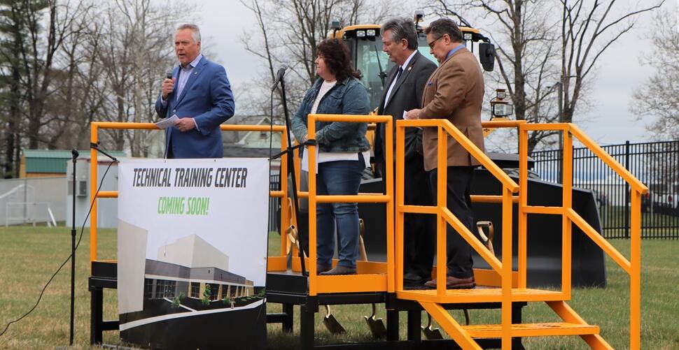 Stephen Roy, addresses attendees on April 6, 2022 at a Volvo CE groundbreaking ceremony.