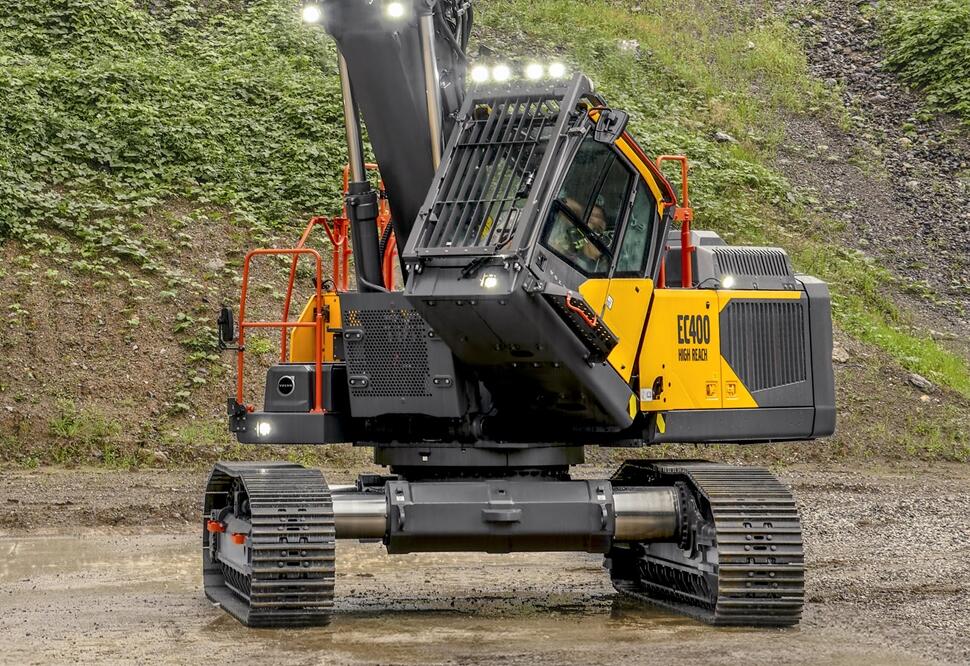Volvo EC400 High Reach excavator