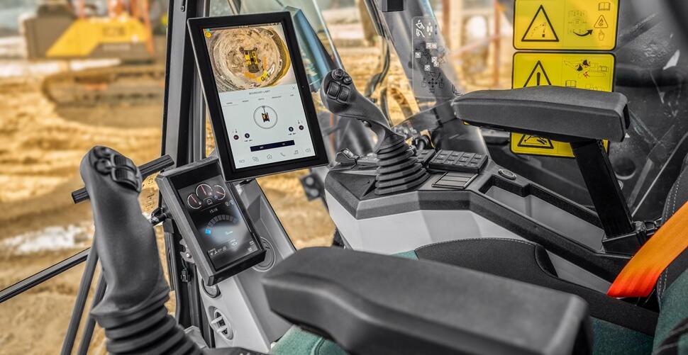 Volvo CoPilot on the EC260 and EC300 crawler excavators