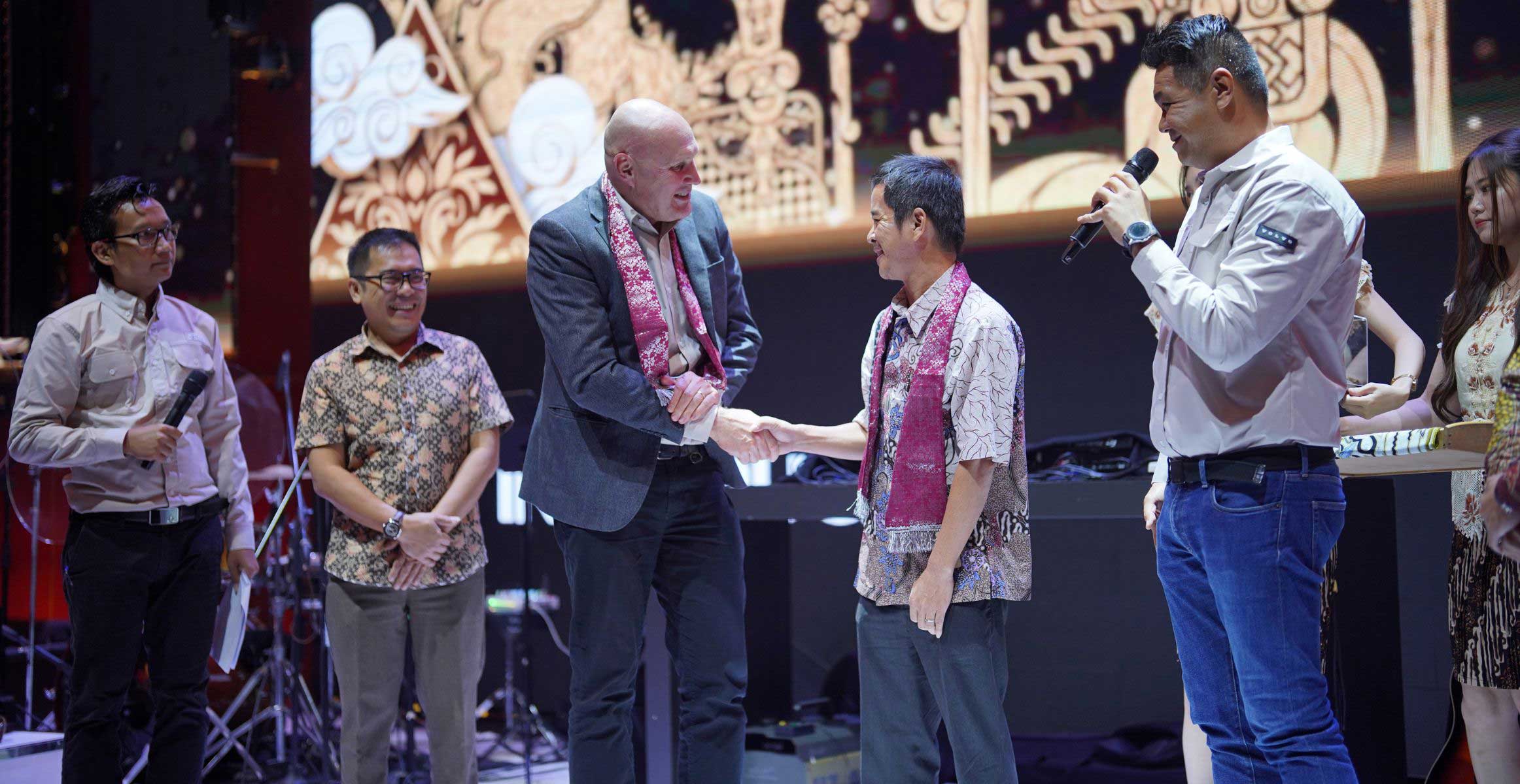 PT-indotruck-Utama-02