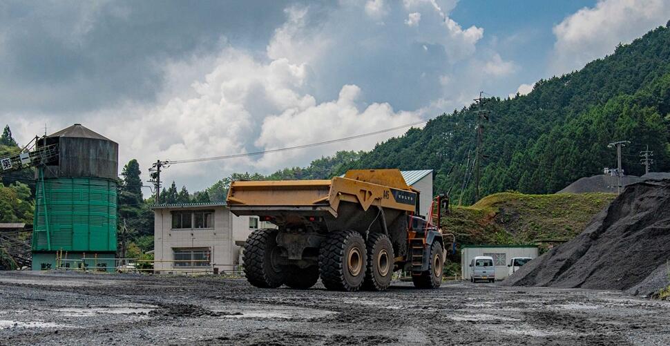 a45-articulated-haulers-japan-03-2324x1200