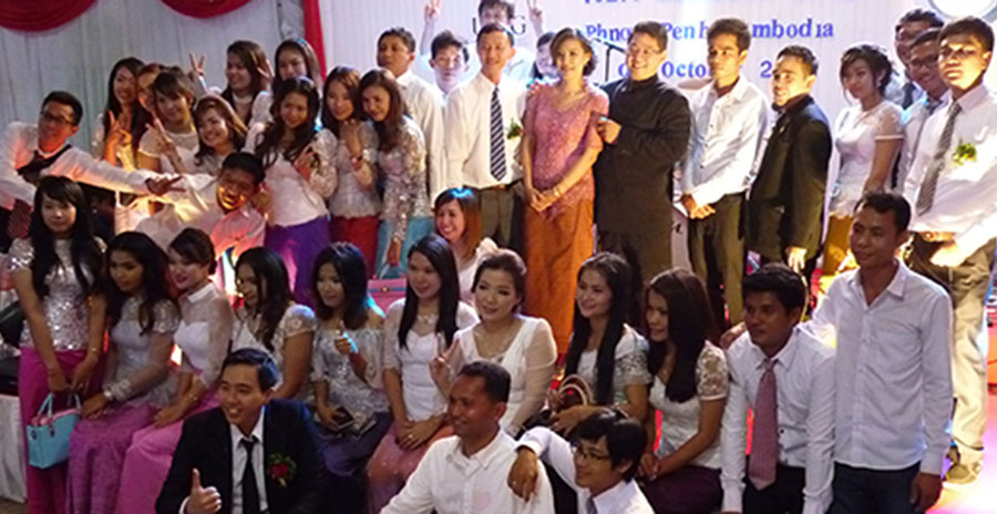 UMG – Volvo CE´s dealer in Cambodia invited to aftermarket road show to explain the advantages of Volvo CE´s aftermarket offering. Here is the entire staff in a group picture