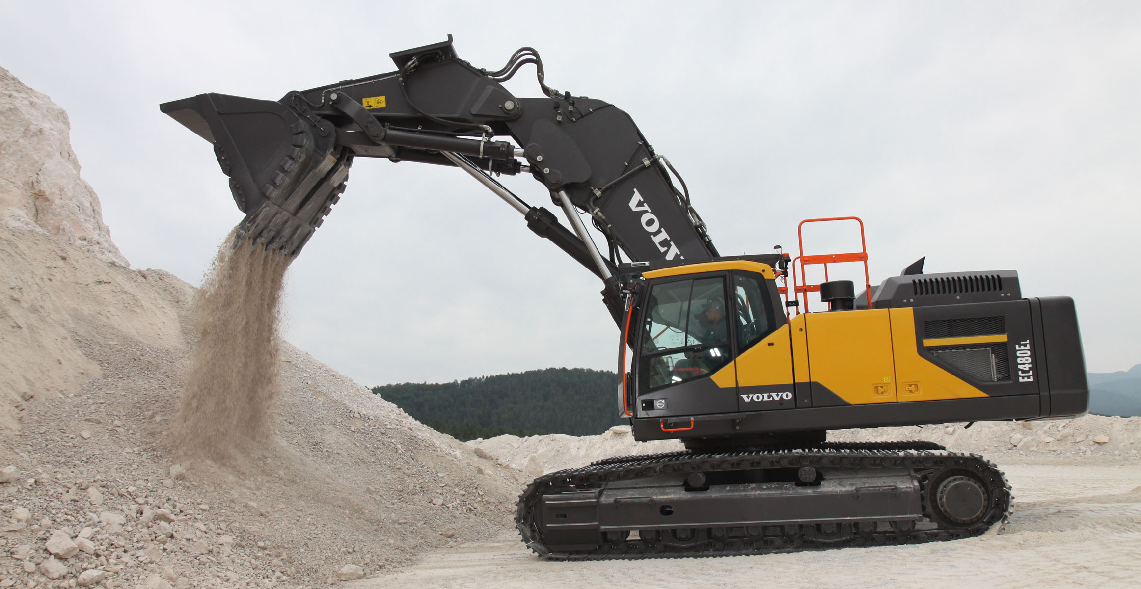 High praise for Europe's first Volvo front shovel excavator