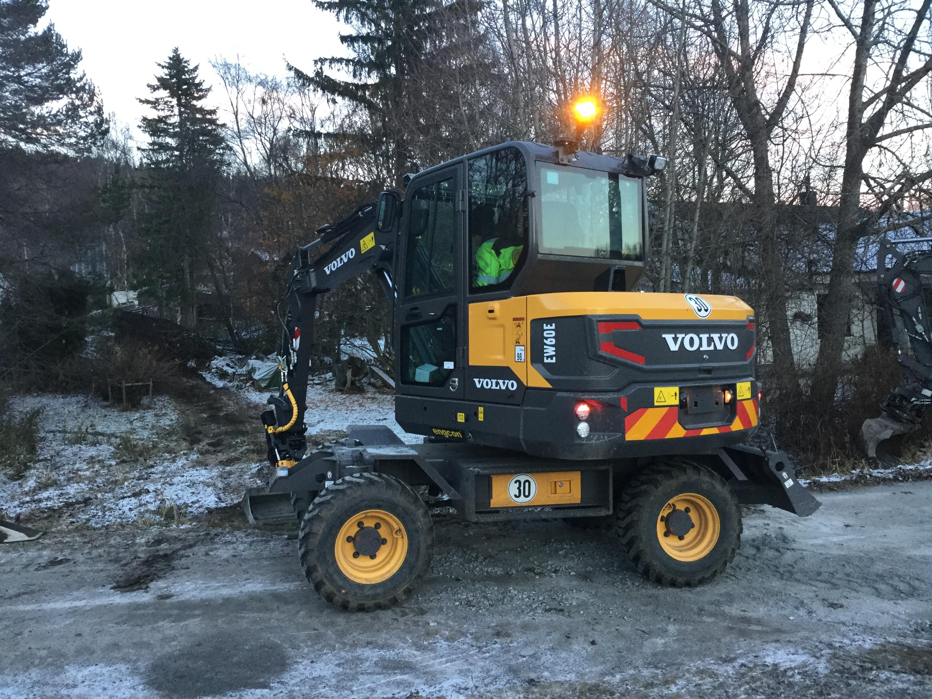 Volvo EW60E compact excavator in Sweden