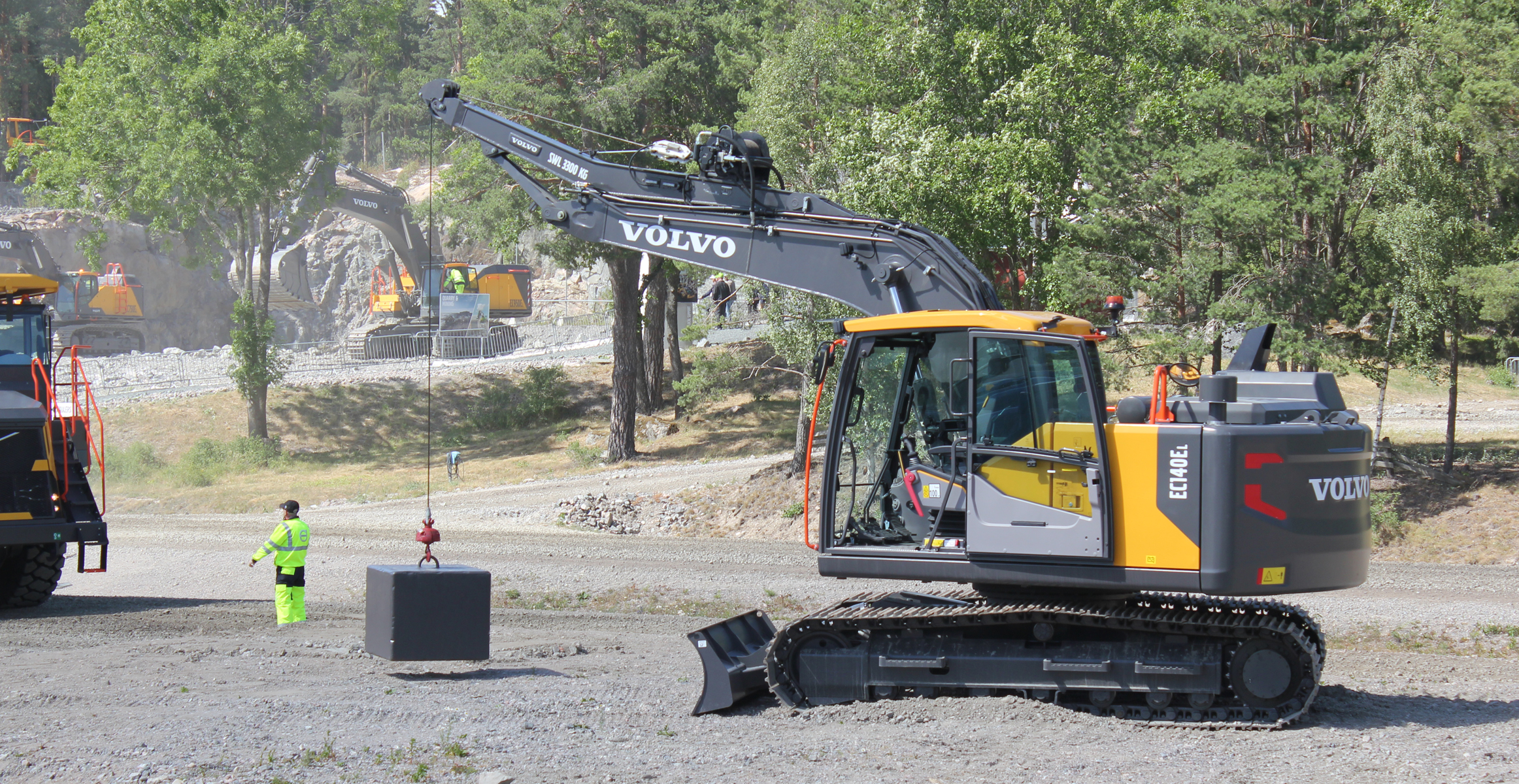Volvo CE mini pipelayer kit at Volvo Days