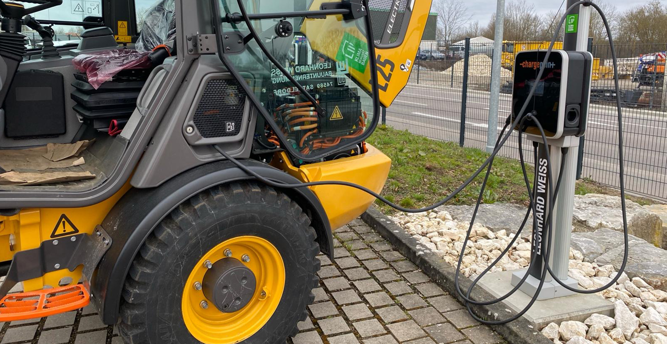 Leonhard Weiss - Volvo Maschinen