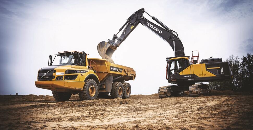 Hybrid EC380E bei Eichstetter