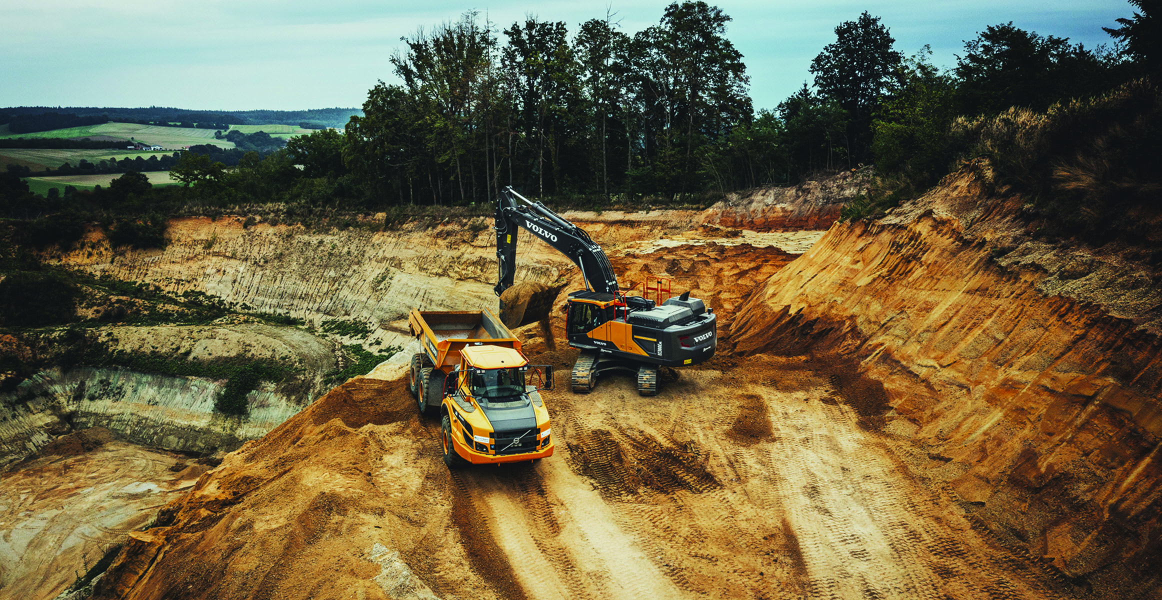 Hybrid EC380E bei Eichstetter