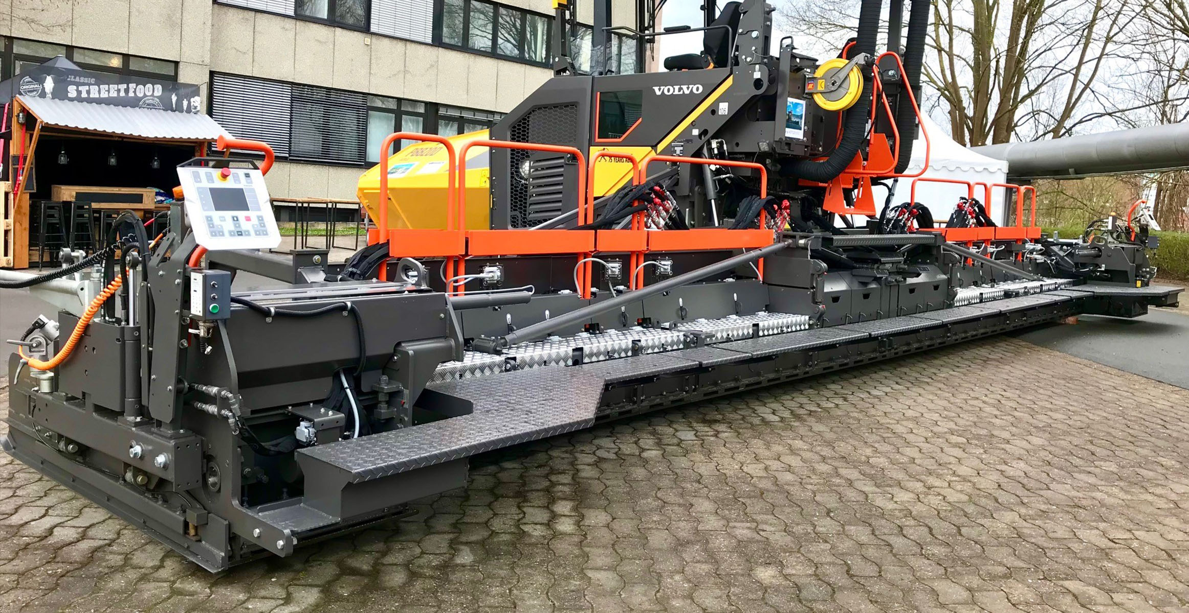 Elektrische Bohle von Volvo 