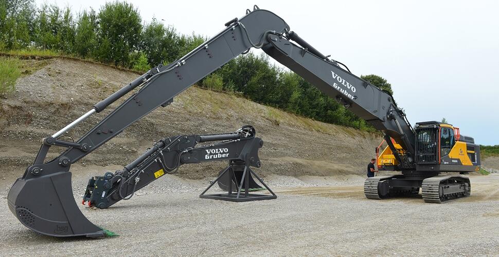 Volvo EC380E Hybrid - Long boom