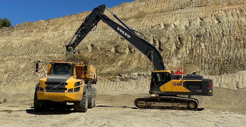 Volvo EC400 Hybrid in Germany