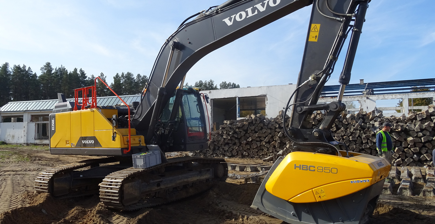 Koparka gąsienicowa Volvo EC250EL